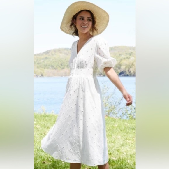 a new day Dresses & Skirts - A NEW DAY WOMEN'S SHORT PUFF SLEEVE EYELET MIDI DRESS WHITE SIZE M
